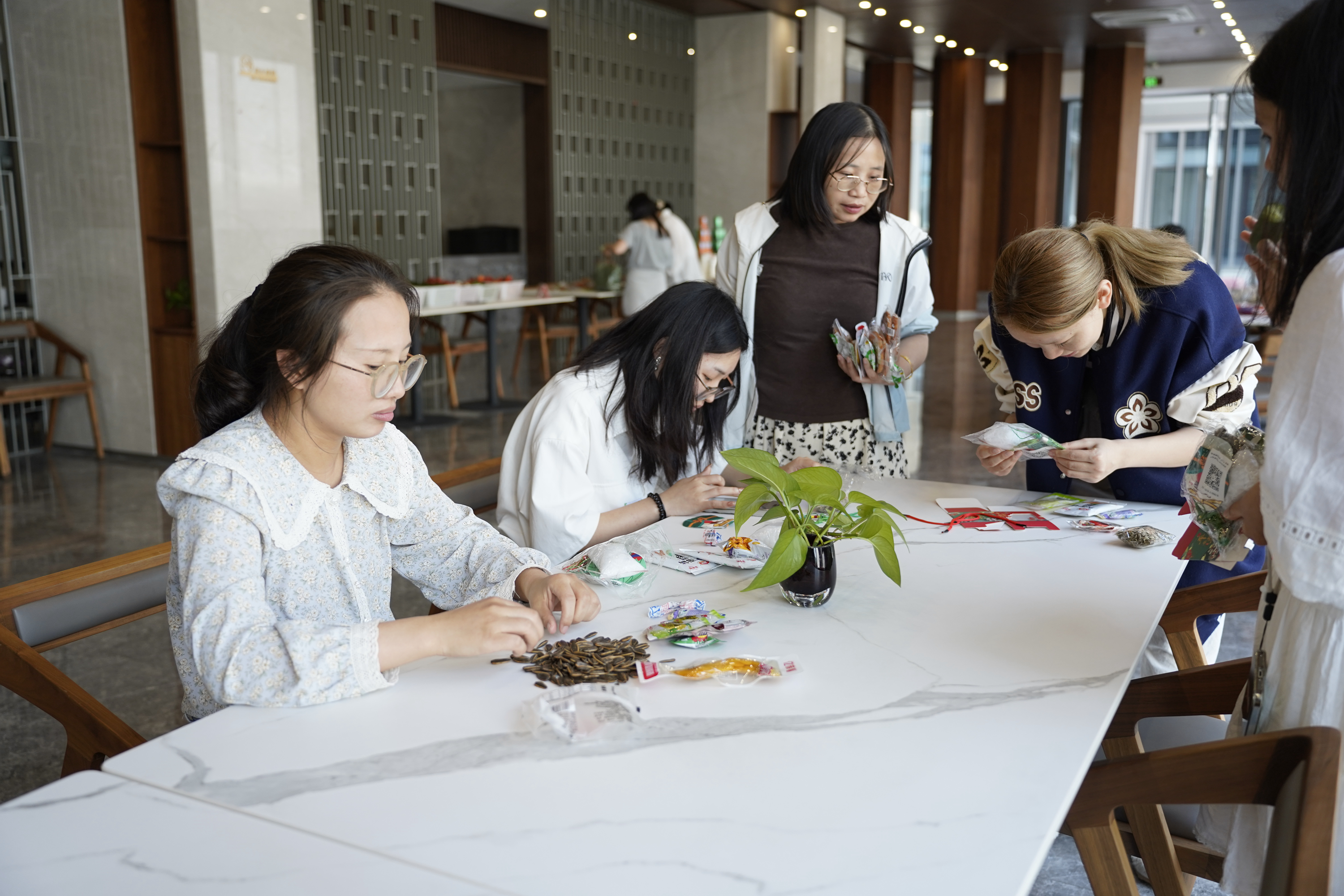 c6d8a6da1d6bc7291b5f209bba729c38.jpg c6d8a6da1d6bc7291b5f209bba729c38.jpg